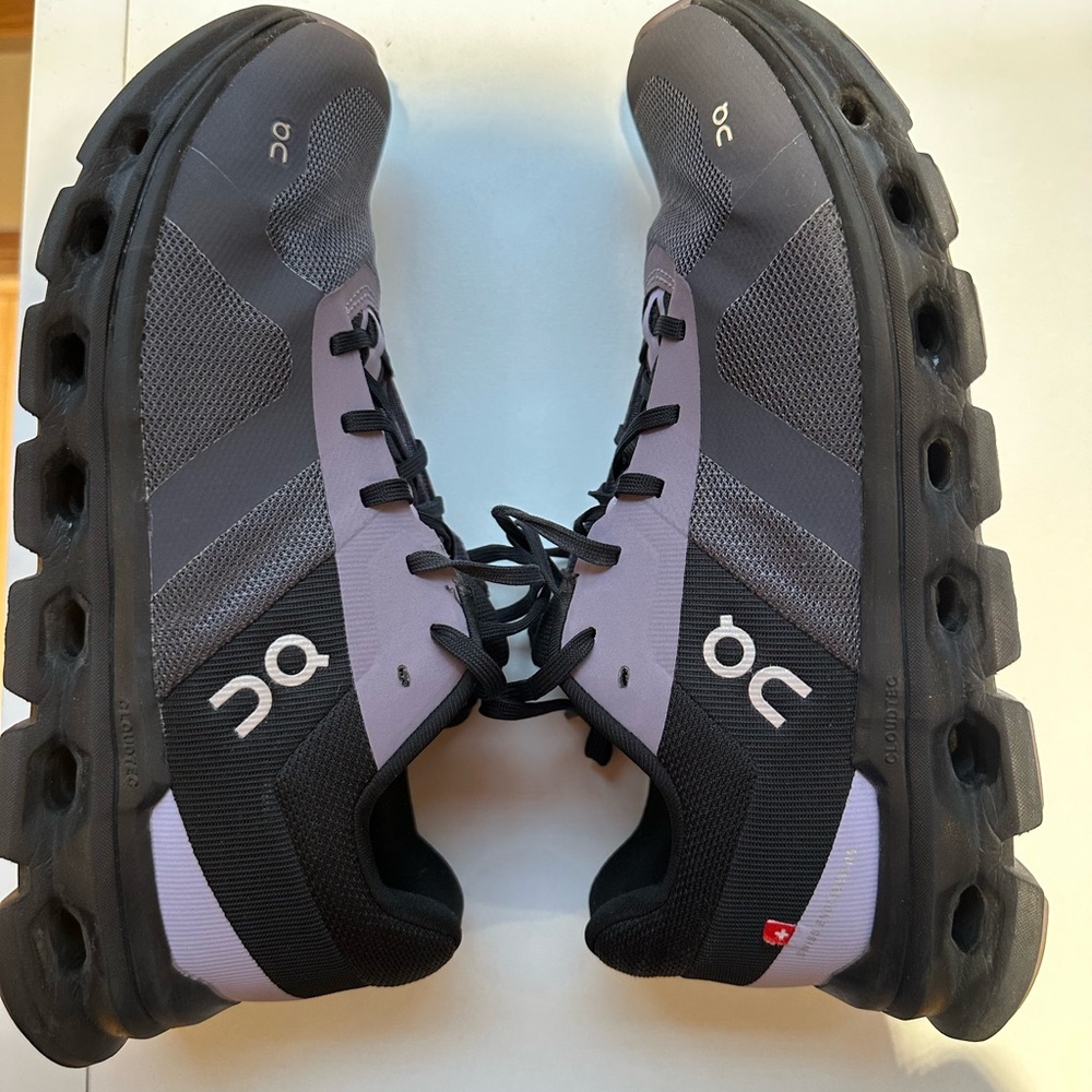 On Cloud Cloudrunner 2 - Purple/Grey - image 3